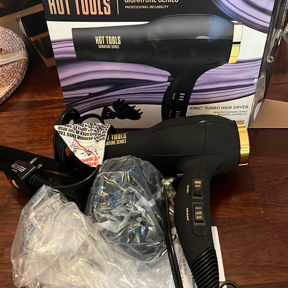 Blow dryer